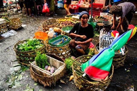 Why You Should Visit the Traditional Local Markets in Bali - Green Eyed ...