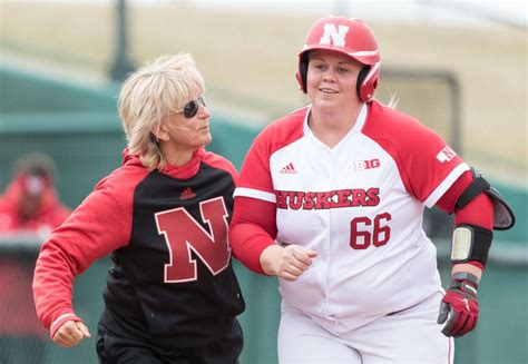 Former Huskers Division I Softball Coaches Voice Support For Nebraska S Rhonda Revelle