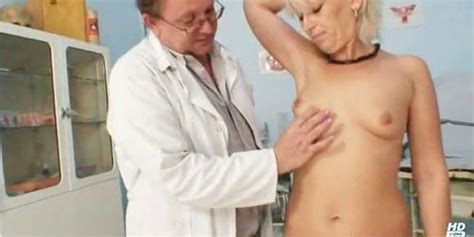 Helga Gyno Pussy Speculum Examination On Gynochair Tnaflix