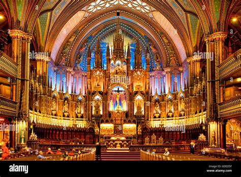 Notre-Dame basilica in Montreal Stock Photo - Alamy