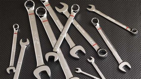 Wrench Guide: Types of Wrenches, Uses and Features | Lowe's