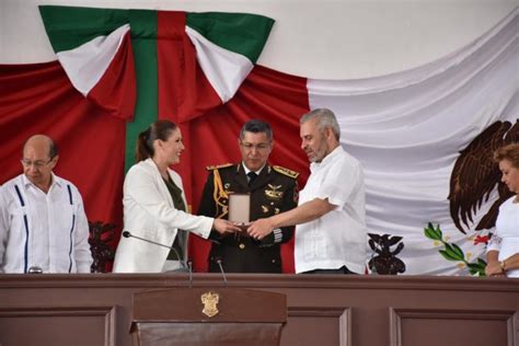 Entrega Legislatura Presea Constituci N De Al Heroico Colegio