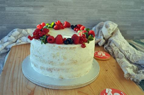 Nude Cake Ai Frutti Rossi