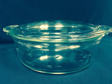 Princess House Heritage 25 Quart Round Covered Casserole N5 Free Image