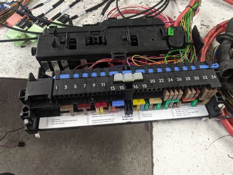 E46 Custom Fuse Box Chart Tulays Wire Werks