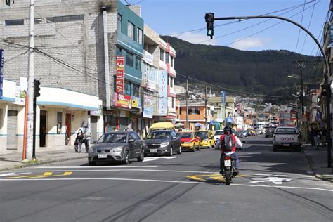 Obras Quito On Twitter Ciudadanos Del Barrio La Gatazo Se Benefician