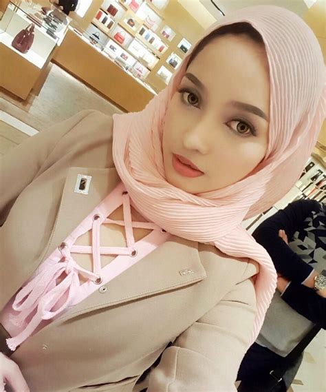 Pin Di Area Hijabi