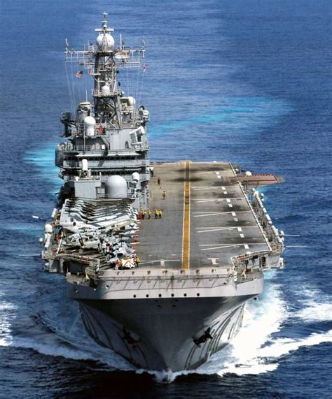 Uss Tarawa Lha Amphibious Assault Ship Us Navy Marines Artofit