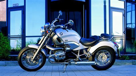 bavaria  hollywood iconic bmw    flashback