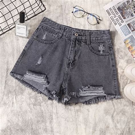Jual CEWEK ID OOTD Celana Pendek Jeans Wanita Sobek Ripped Highwaist Hot Pants Wanita Korea
