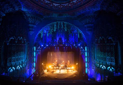 artists den     iconic venue youve