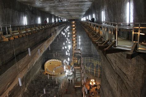 Amazing Romania: TURDA SALT MINE