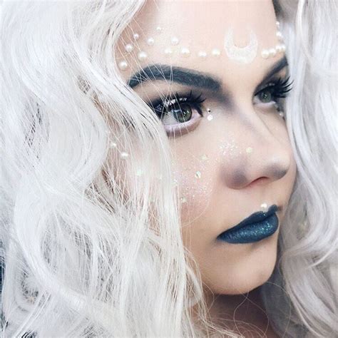 Celestial Makeup Is Huge on Pinterest — and It’s Perfect For Halloween ...