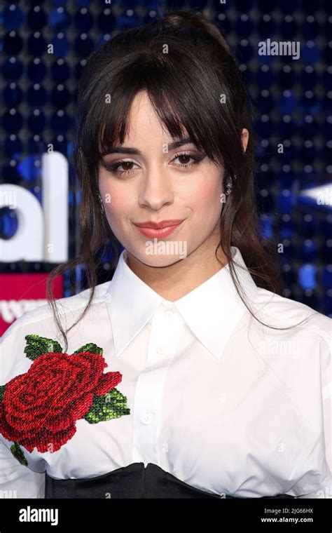 Foto Del Archivo De Fecha 532020 De La Cantante Cubano Americana Camila Cabello Quien Ha