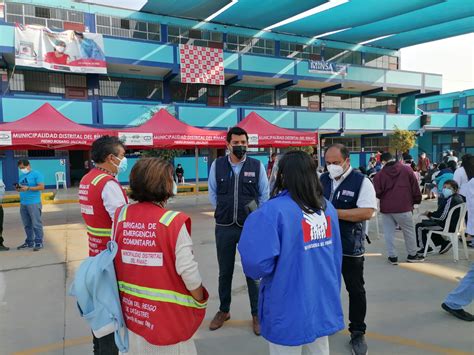 Defensor A Per On Twitter Vacunascovid Acudimos Al Centro De