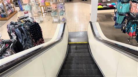 Vintage Haughton Escalators At Boscovs At Concord Mall In Wilmington