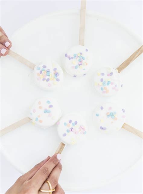 Confetti Sprinkle Dipped Oreos Recipe | Best Friends For Frosting