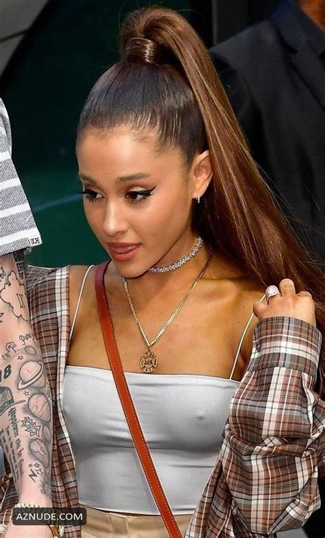 Ariana Grandes Pokies With Pete Davidson While Shopping At At Barneys