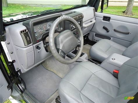 1998 Jeep Wrangler Sport 4x4 interior Photo #64606296 | GTCarLot.com