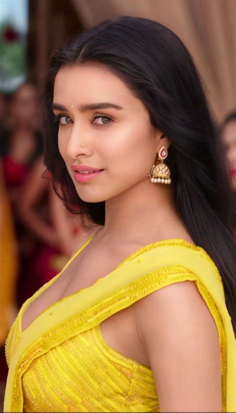 Pin By Samwitwicky On Bollywood Shraddha Kapoor Beautiful Indian