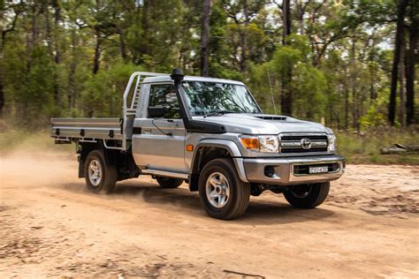 Toyota LandCruiser Vs Toyota LandCruiser 70 Comparison CarExpert