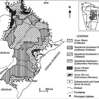 Mapa geológico simplificado do Orógeno Araçuaí e região cratônica