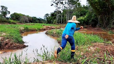 Quando Ele Viu Isso J Saiu Correndo Pescamos E Fritamos O Peixe Na