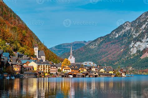 Hallstatt village, Austria 40972828 Stock Photo at Vecteezy