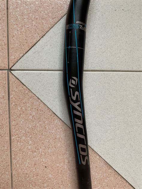 Syncros Fl2 0 Handle Bar 15 Degrees Rise In Excellent Condition Sports Equipment Bicycles