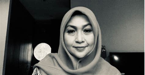 Innalillahi Artis Senior Dina Mariana Meninggal Duniap