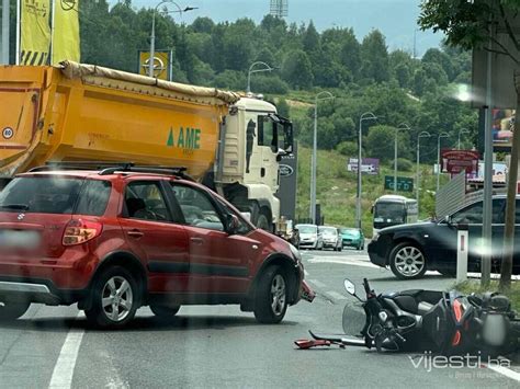 Sudar vozila i motocikla u Barama otežan saobraćaj