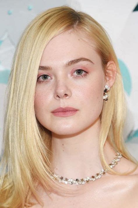 Who Is Elle Fanning Blonde Hair Color Cool Blonde Hair Blonde Hair Makeup