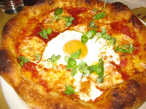 The Savory Hunter: Pizzeria Mozza - an enduring hit