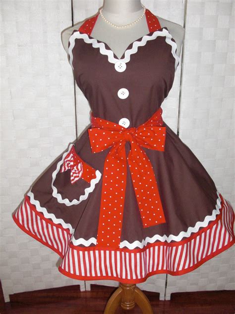 Gingerbread Man Holiday Apron This Is A Retro 1950 S Style Pin Up Style Apron With An Extra