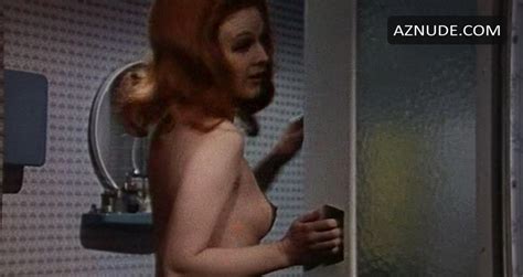 ZIEH DICH AUS PUPPE NUDE SCENES AZNude