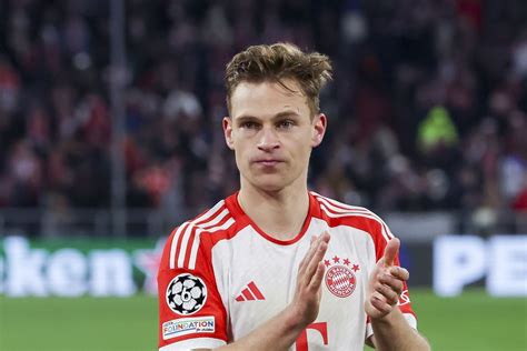 Barcelona target Joshua Kimmich offers cryptic transfer update