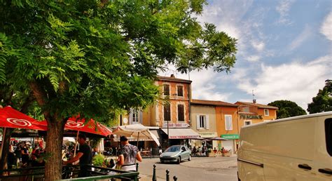 Photo Saint Saturnin L S Avignon La Commune Saint