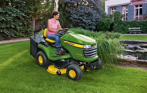 Tondeuse Autoport E John Deere Chez Toussaint Jardin Et Decoration