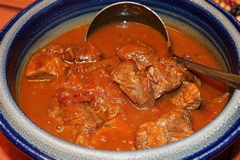 Das Beste Gulasch Rezept Gulasch Nach Oma Magda Alte Oma Rezepte