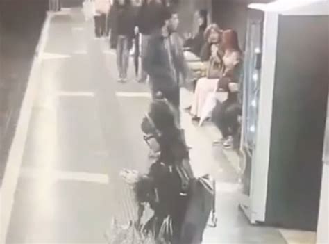 Un Hombre Agredi Sin Motivo Al Menos A Mujeres En El Metro De