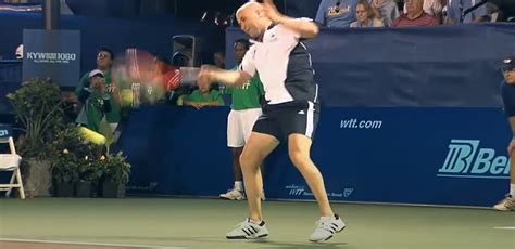 What is the best forehand position — Brad Langevad tennis