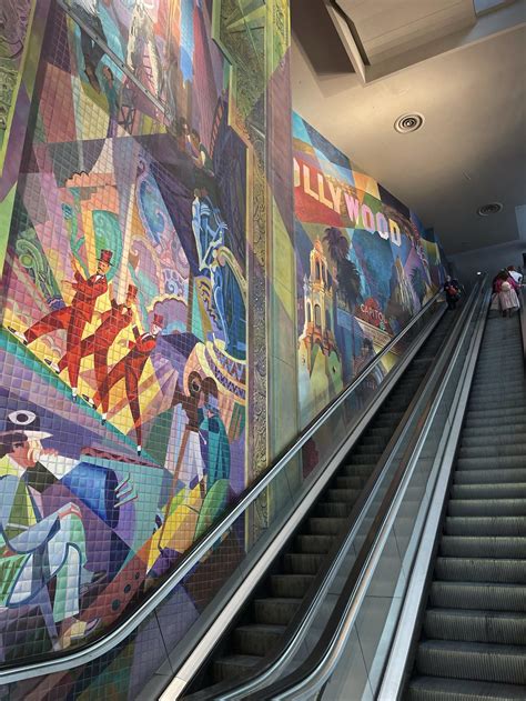 Why Moviegoers are Drawn to the Massive IMAX Screen at AMC Lincoln