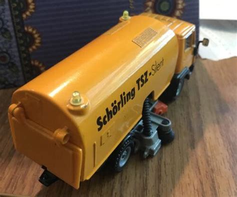 Siku Schorling Tsz Silent Street Sweeper Diecast Yellow Mercedes Truck