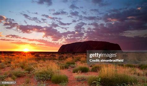 386 Uluru Sunrise Stock Photos, High-Res Pictures, and Images - Getty ...