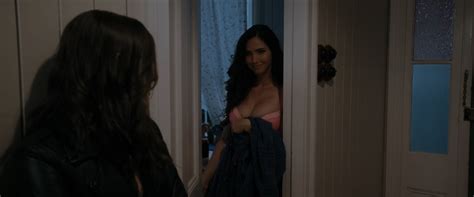 Nude Video Celebs Jessica Green Sexy Red Billabong