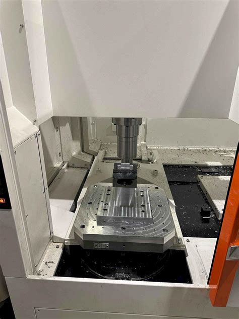 Used Mazak Variaxis C 600 Cnc Vertical Machining Center 8073998