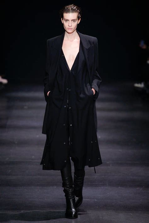 Ann Demeulemeester Fall 2014 Ready To Wear Collection Vogue Fashion Paris Fashion Week All