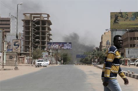 خبير علاقات دولية يوضح لـالموقع فرص نجاح خريطة طريق الحكومة السودانية