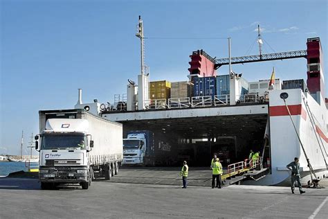 Las Navieras Y Patronales Temen Que La Huelga De Estibadores Colapse