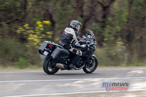 Honda NT1100 Review | Motorcycle Tests | MCNews